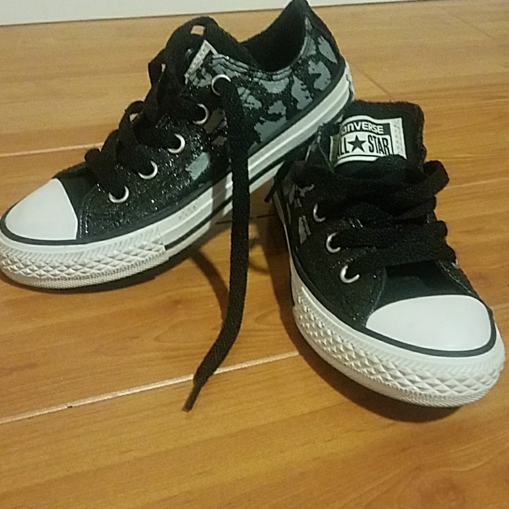 Converse Sparkly black with cheetah print